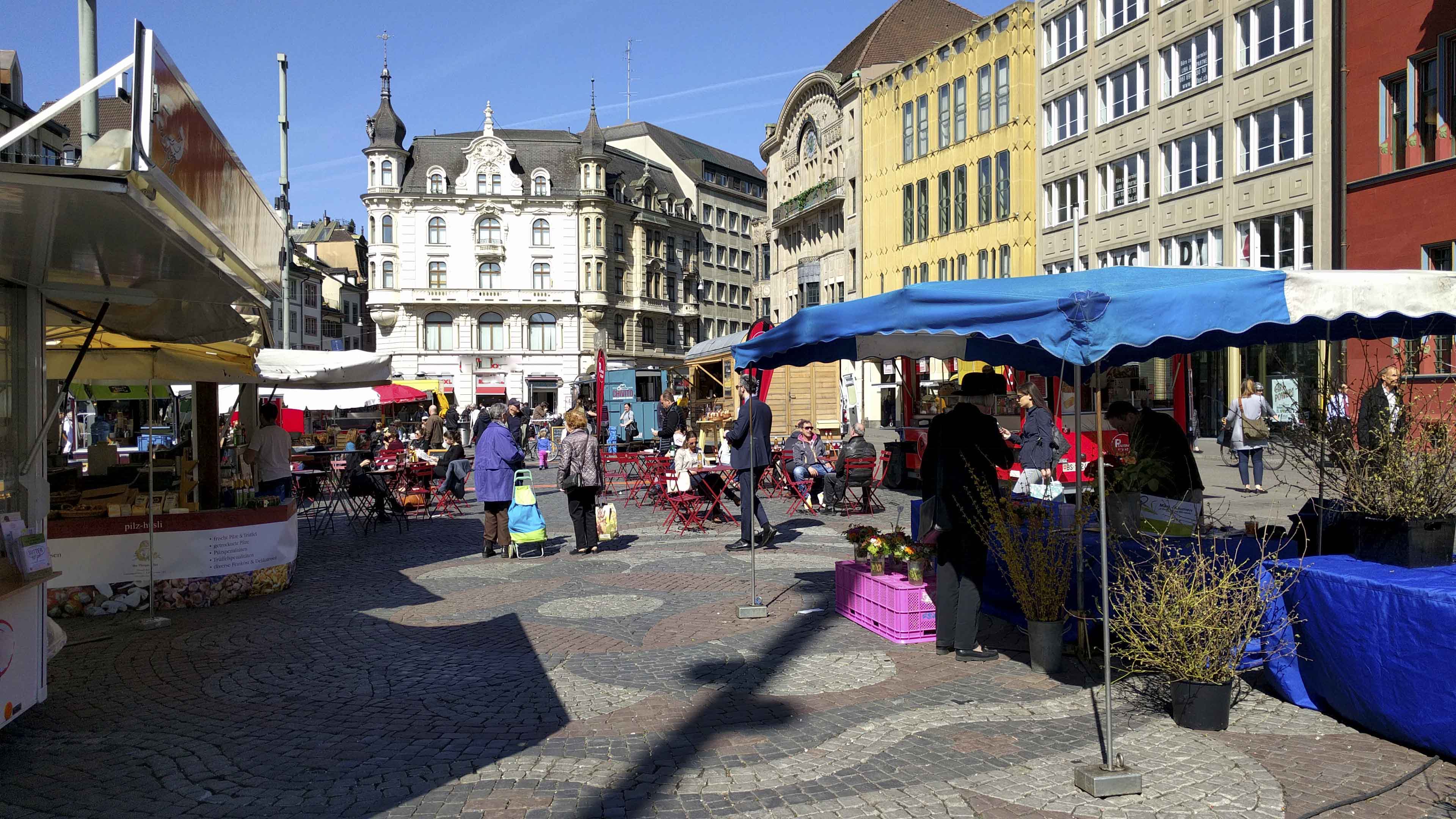 Read more about the article Es geht munter weiter gegen die alteingesessenen Gastrobetriebe <em><span style="font-size: 12pt;">Medienmitteilung der Regierung zur: Liberalisierung des Gastgewerbegesetzes für eine attraktivere Gastroszene</span></em>